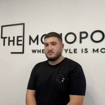 Aleks, Бръснар