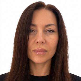 Алла, Масажист