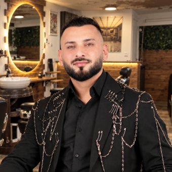 Barber Mitko, Бръснар