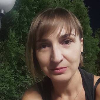 Дияна, Маникюрист