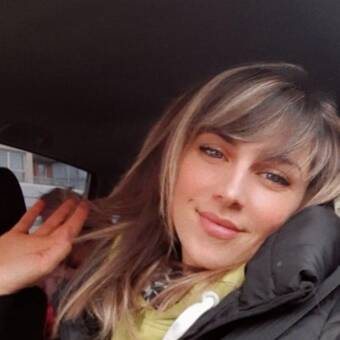 Елена, Фризьор