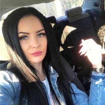 Габриела, Майстор Маникюрист