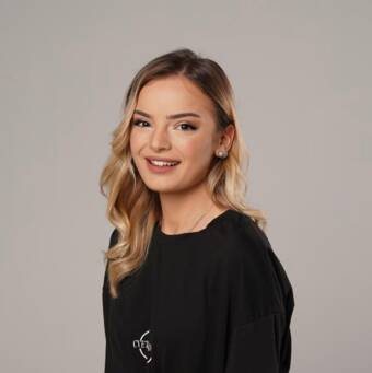 Кари, Manager