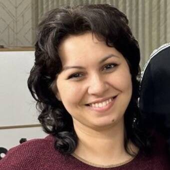 Катя, Маникюрист