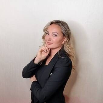 Kristina, Лаш стилист