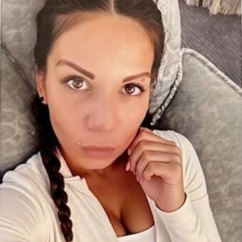Martina, Масажист