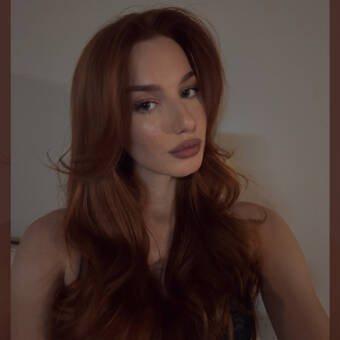 Mira, Фризьор
