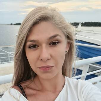 София, Маникюрист