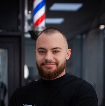 Stefan, Бръснар