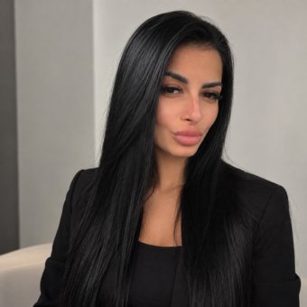 Вяра, Лаш стилист