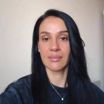 Zlati, PMU & Beauty Specialist