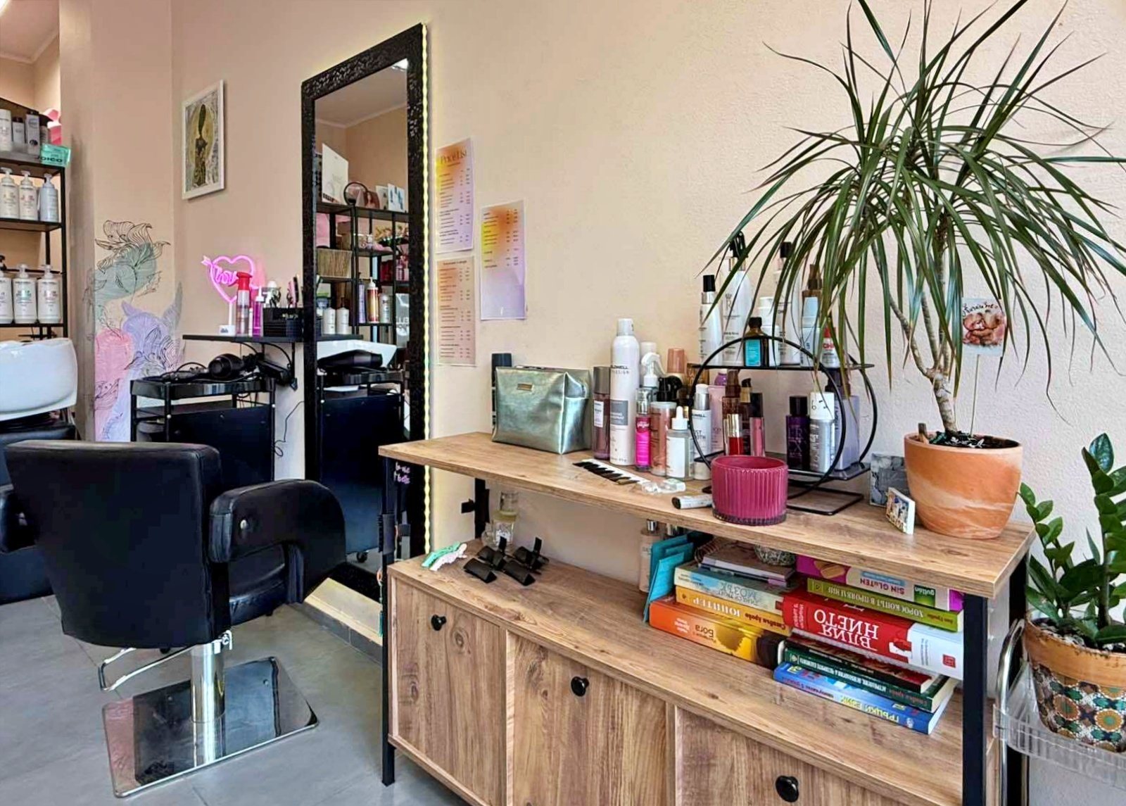 Andromeda Beauty Bar Бургас - снимка 2