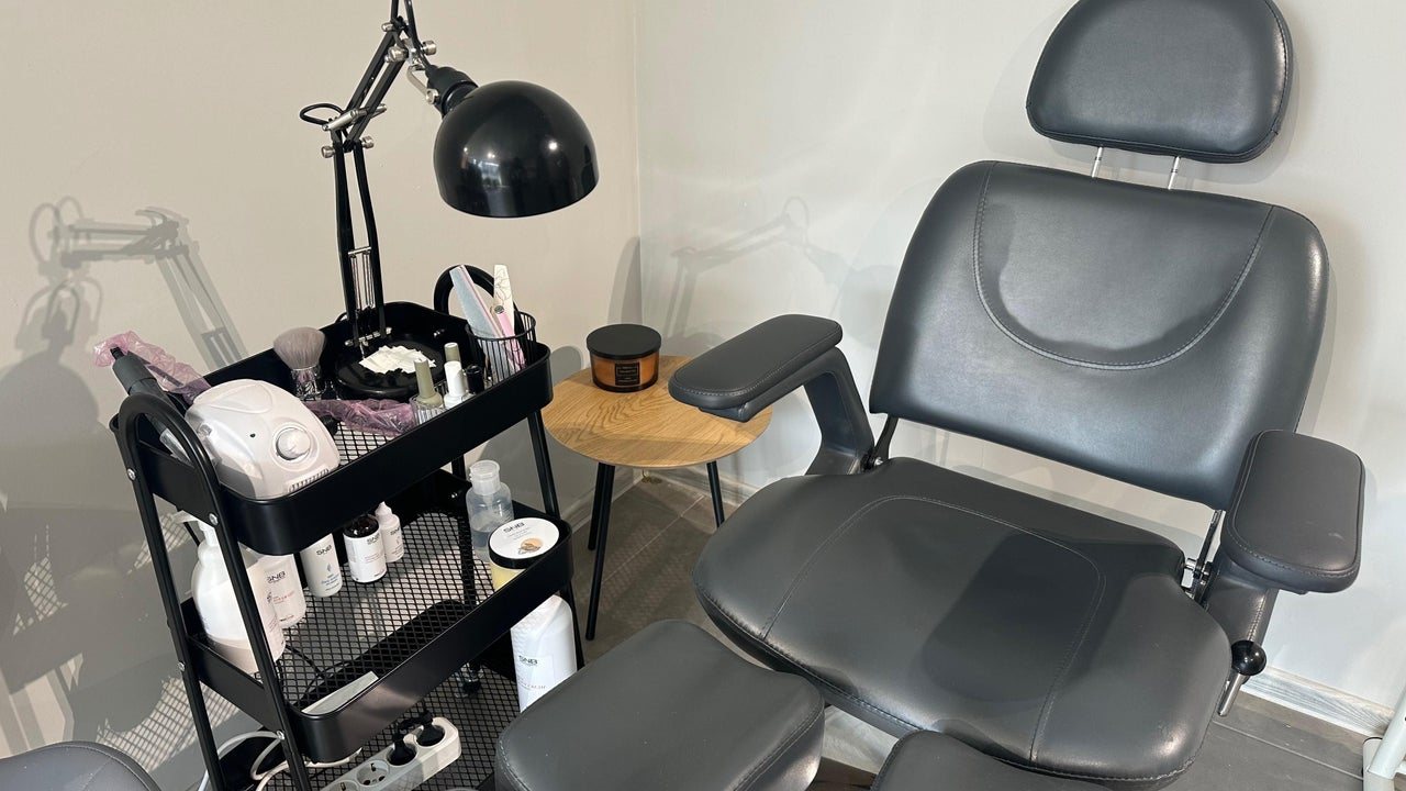 Aurorra Nails Studio София - снимка 1