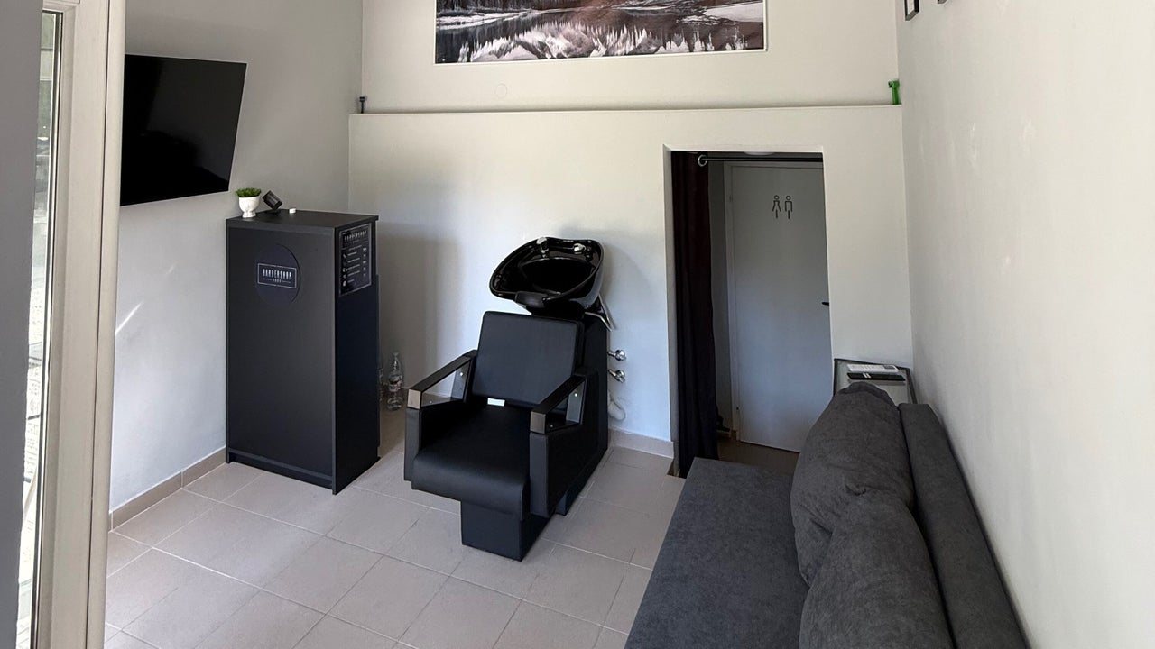 Barbershop 4004 Пловдив - снимка 2