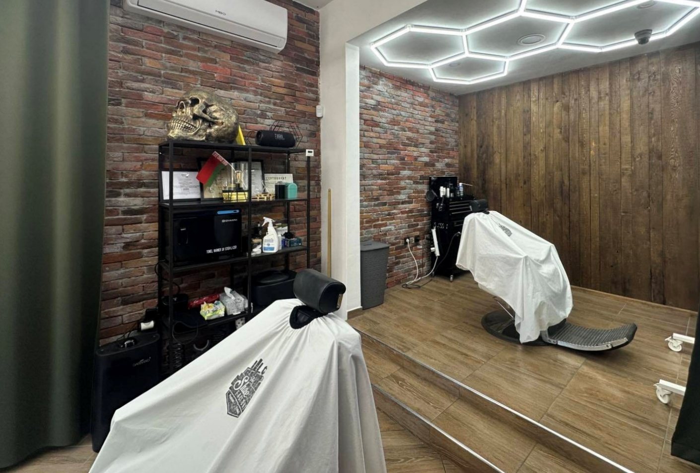 Barbershop RICH MAN Бургас - снимка 1