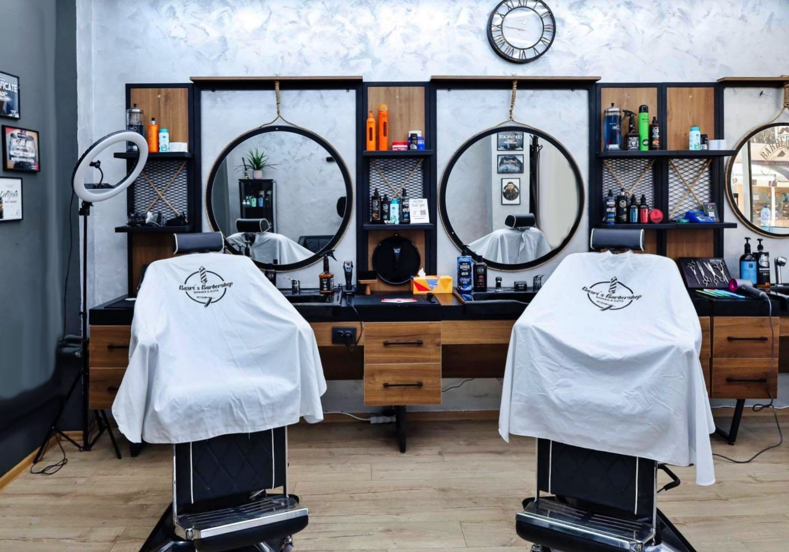 Basri's Barbershop Варна - снимка 1