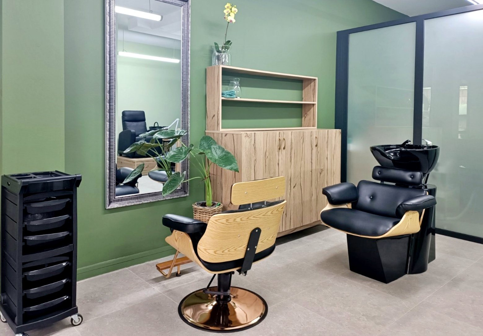 Beauty Salon Оля-ля - Фризьорски салон Пловдив