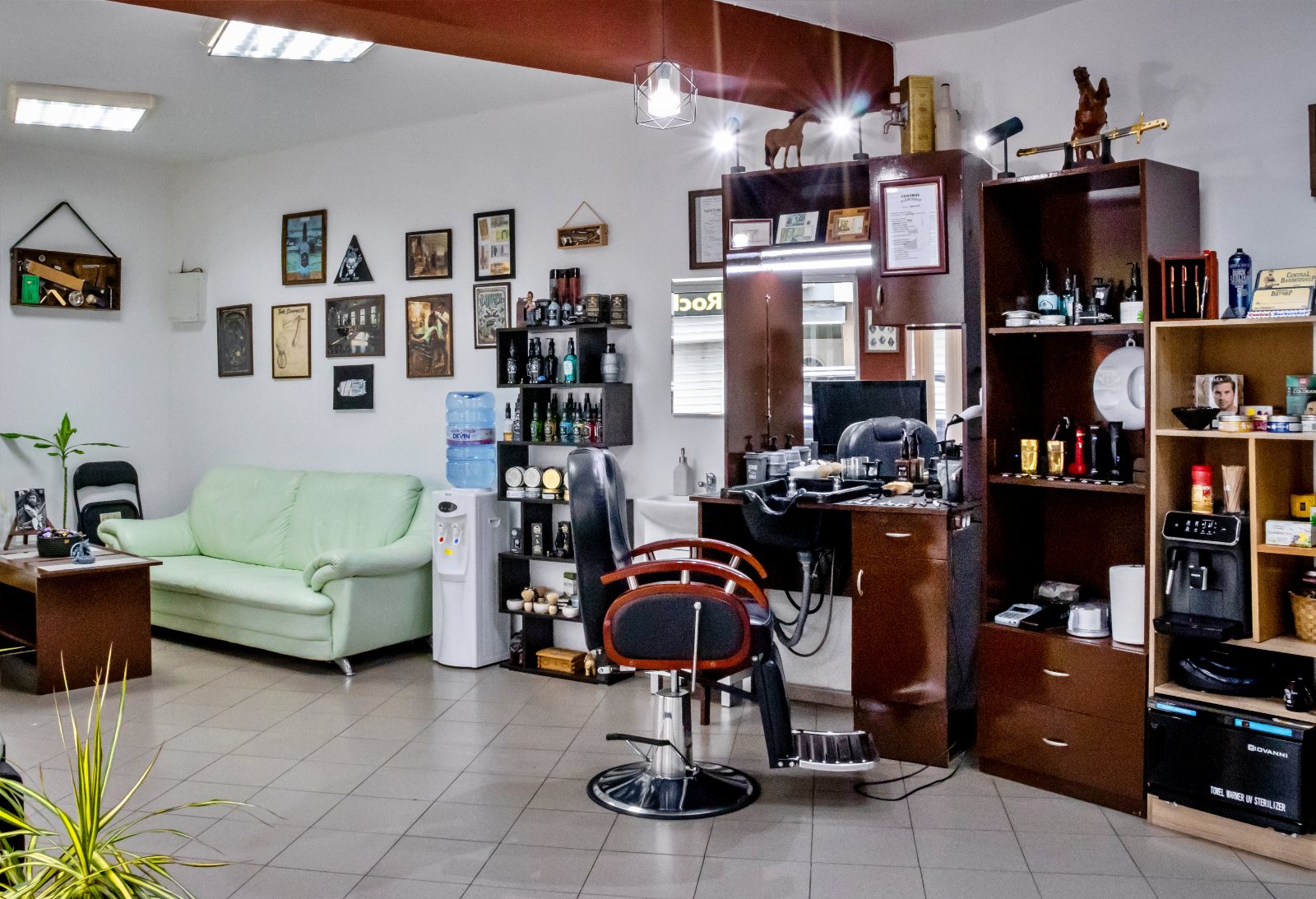 Central Barber Shop - Барбершоп Бургас