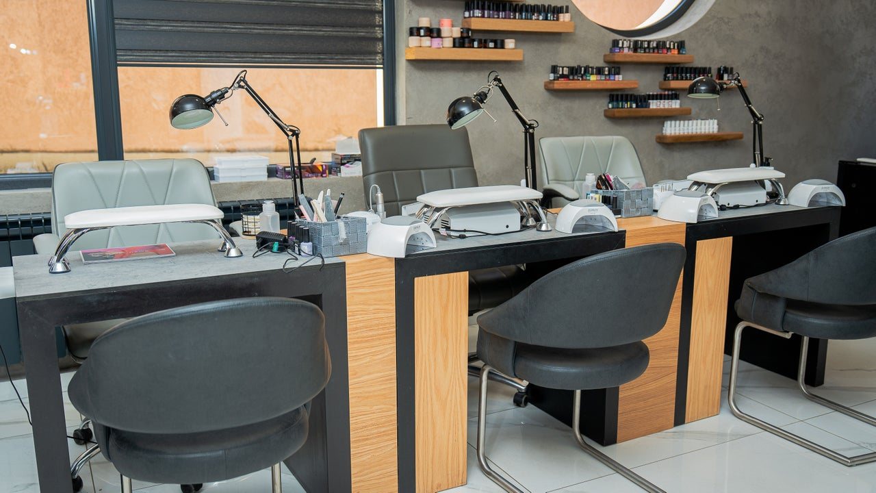 Circle Beauty Salon София - снимка 2