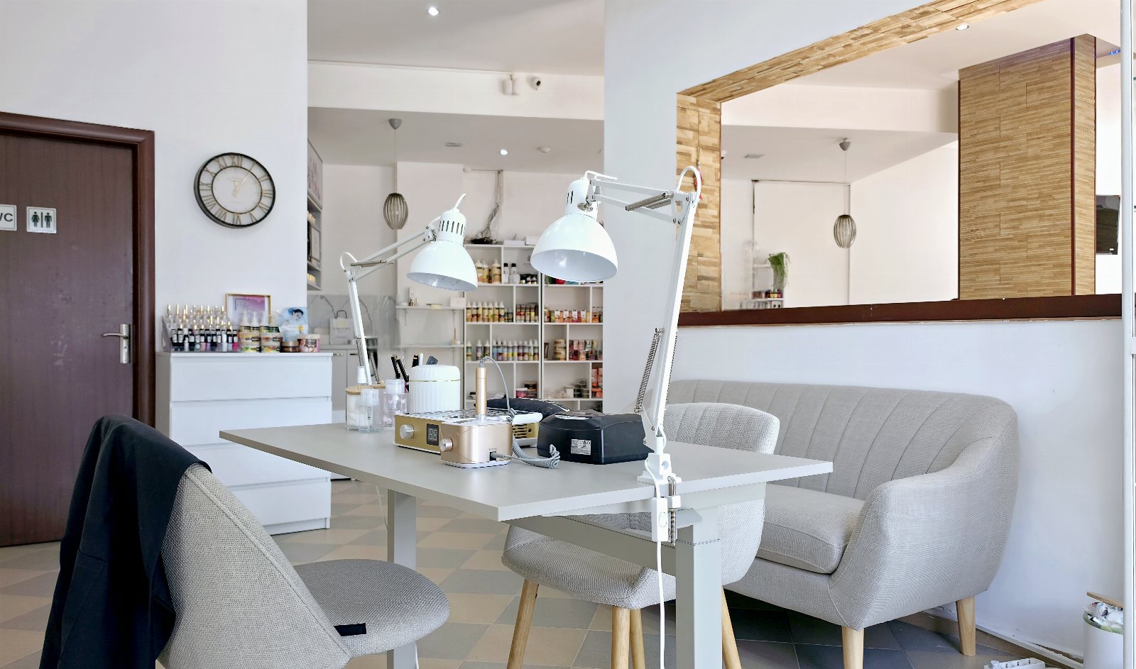 Cuccio Showroom Drujba - Маникюр и педикюр София