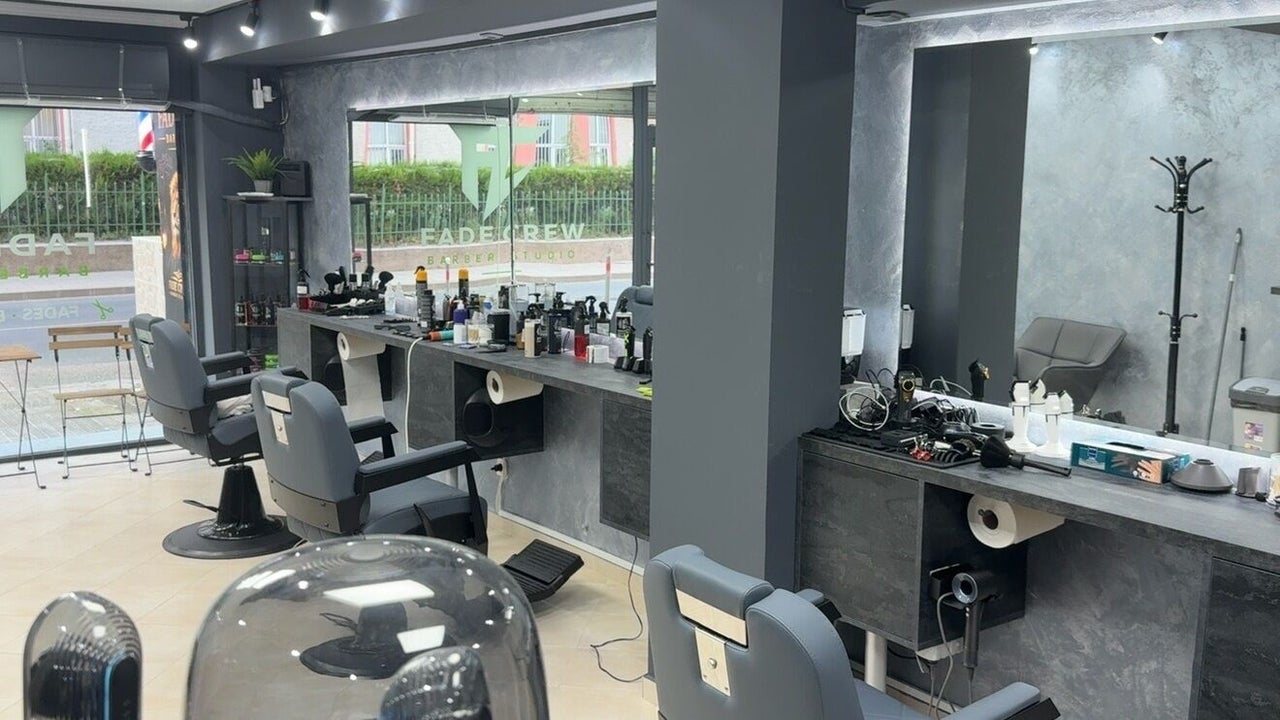 DIVO Barber studio / Dunav 1 - Барбершоп Бургас