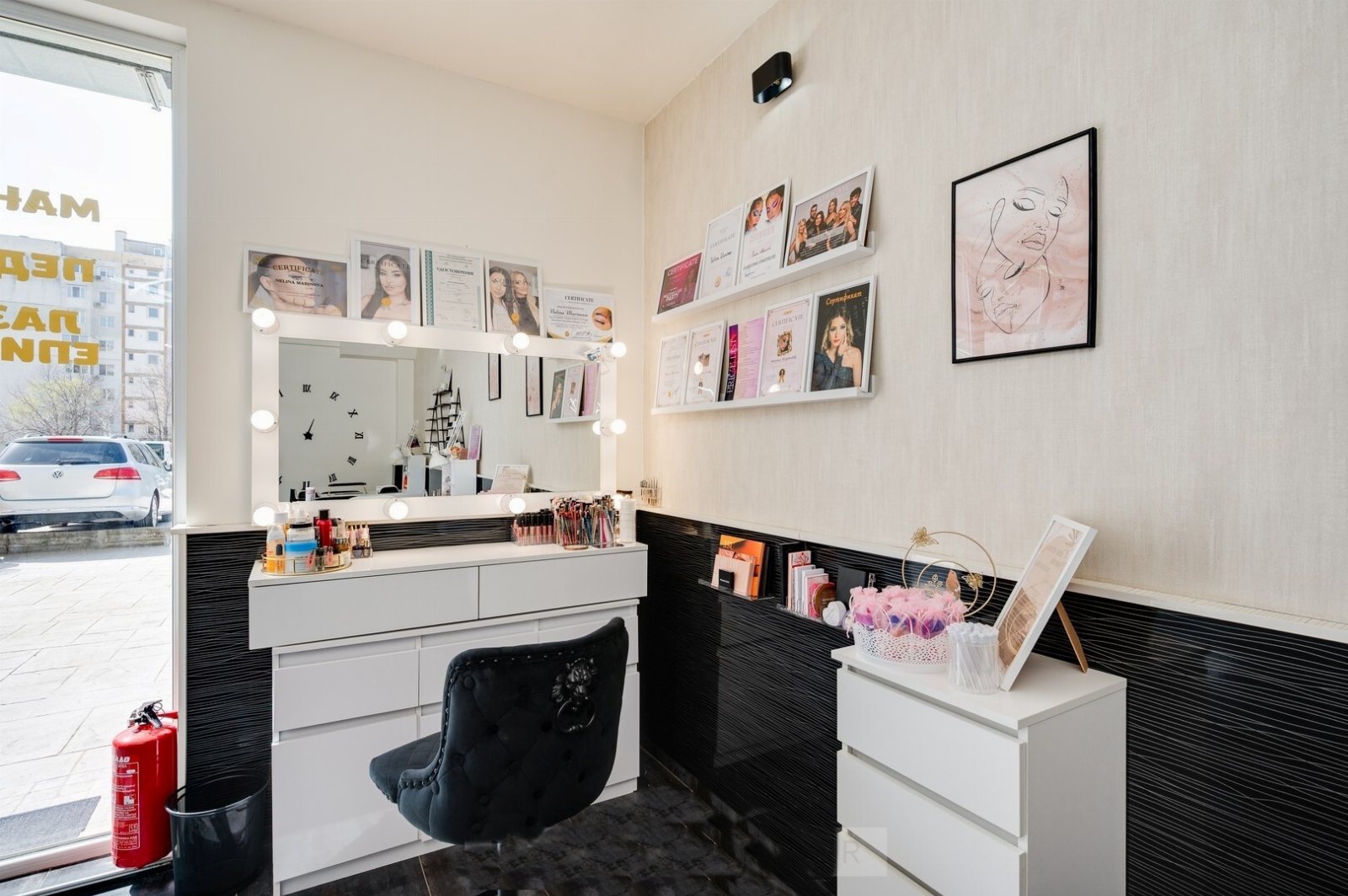Dream Beauty Studio - Маникюр и педикюр Варна