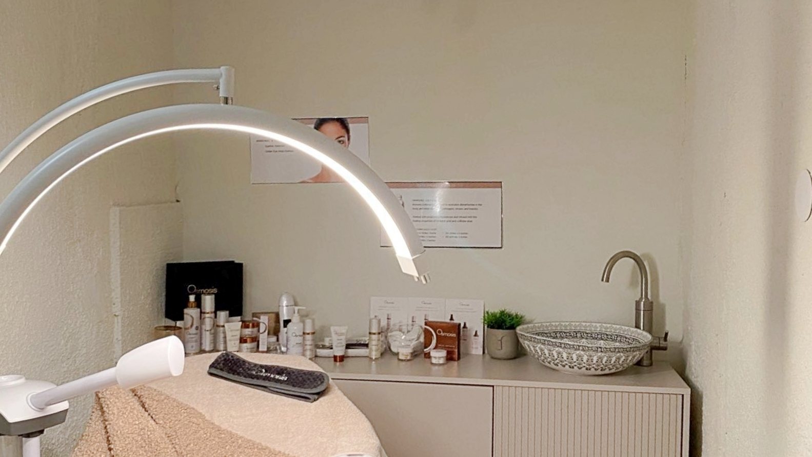 Естетичен Център Osmosis Beauty Стара Загора - снимка 2