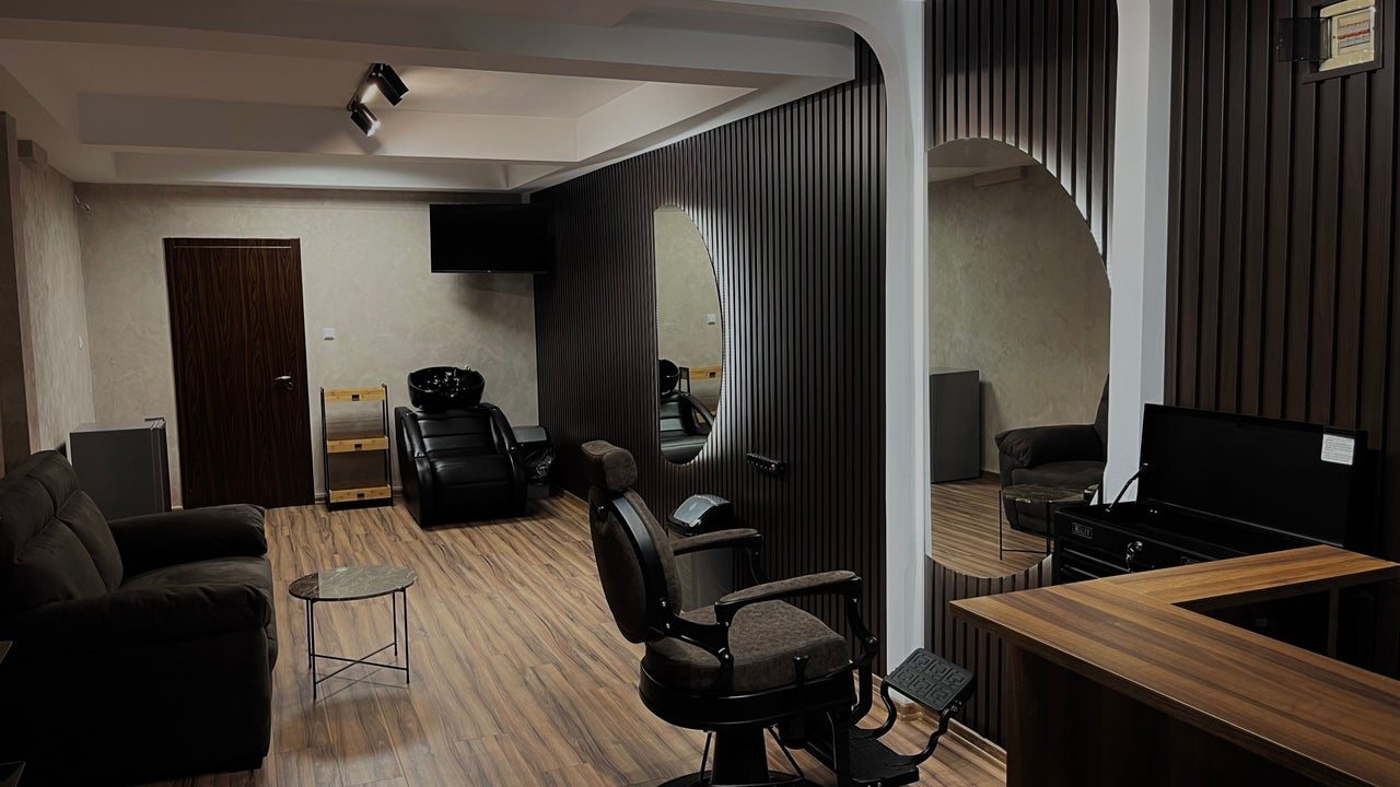 Future Barbershop - Барбершоп Варна