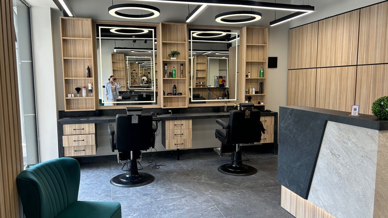 Galaxy barbershop - Барбершоп София