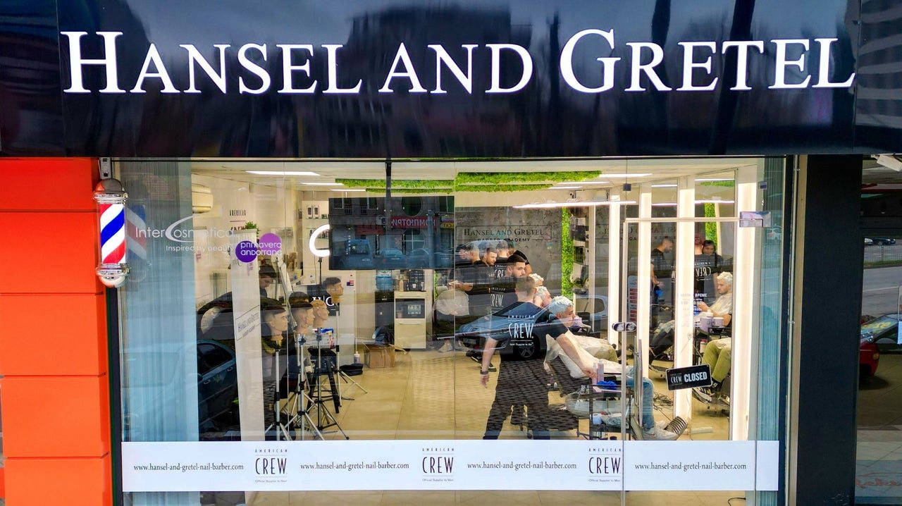 Hansel and Gretel Nails & Barber - Vladislav Варна - снимка 2