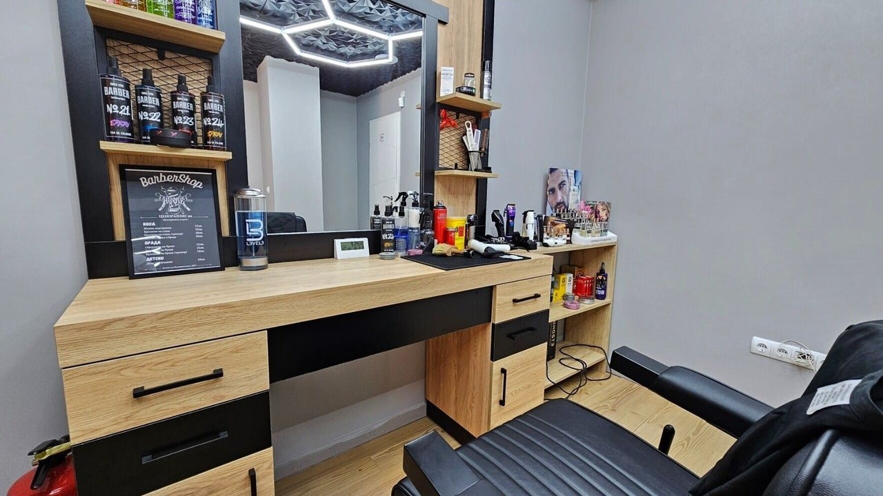 Hustle Barbershop Плевен - снимка 1