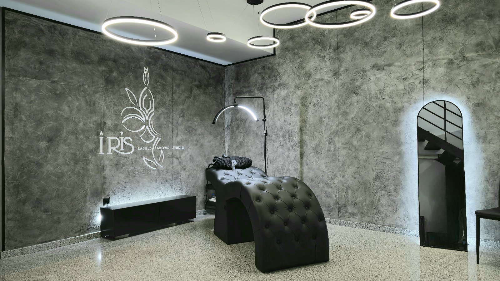 IRIS & FINEST STUDIO - Грим София