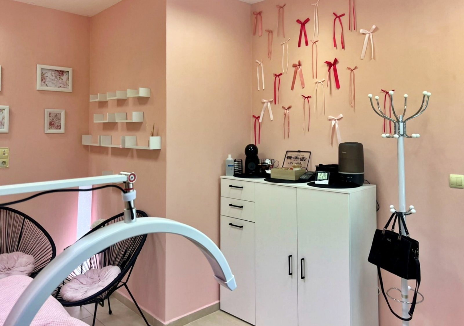 Label EL Beauty Studio Пловдив - снимка 1