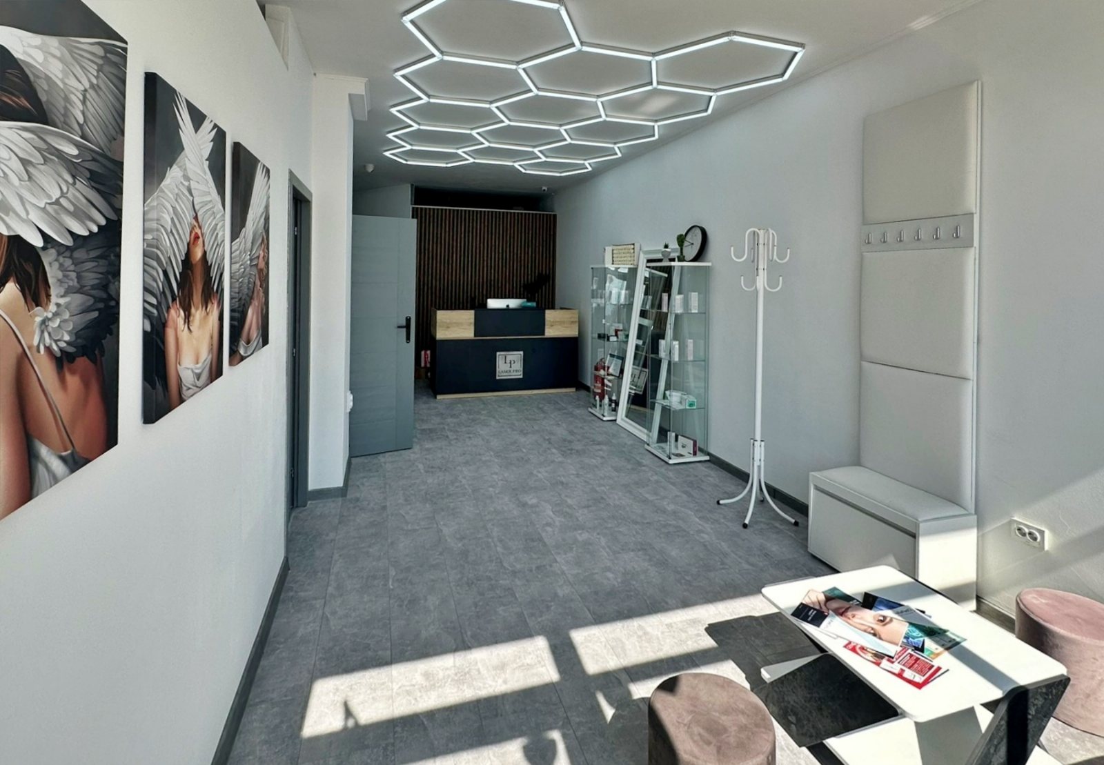 LASER PRO Studio - Христо Смирненски Пловдив - снимка 1