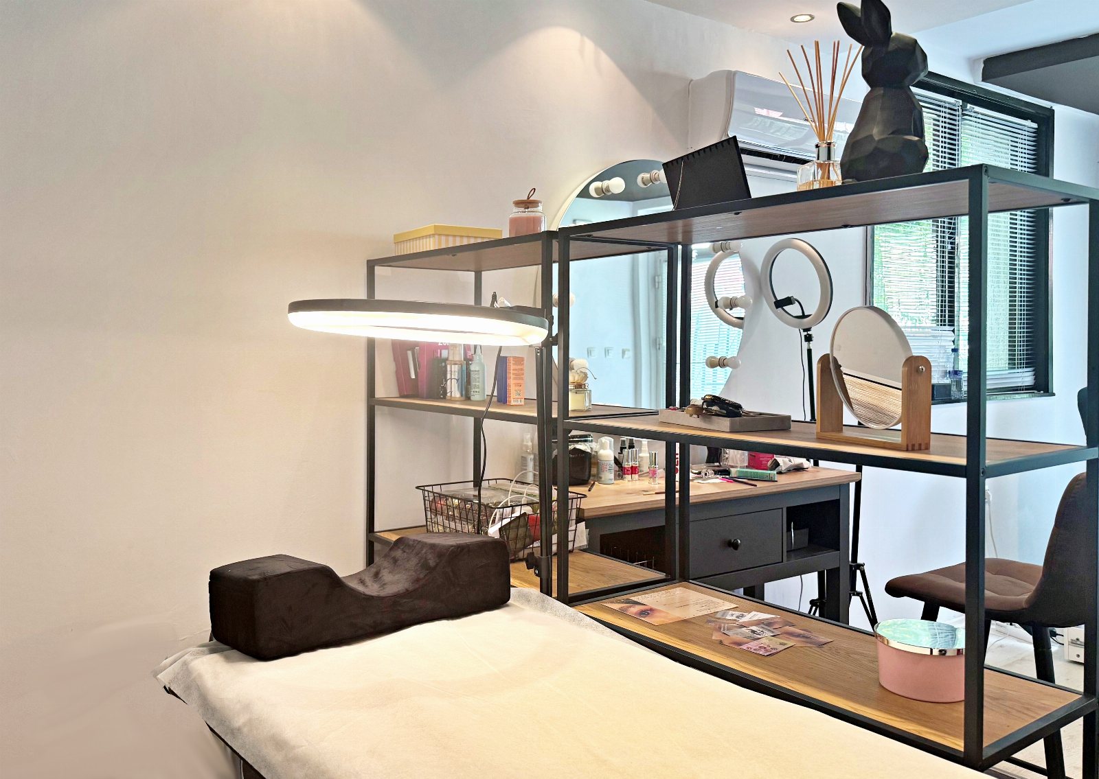 Loft Beauty Studio Бургас - снимка 1