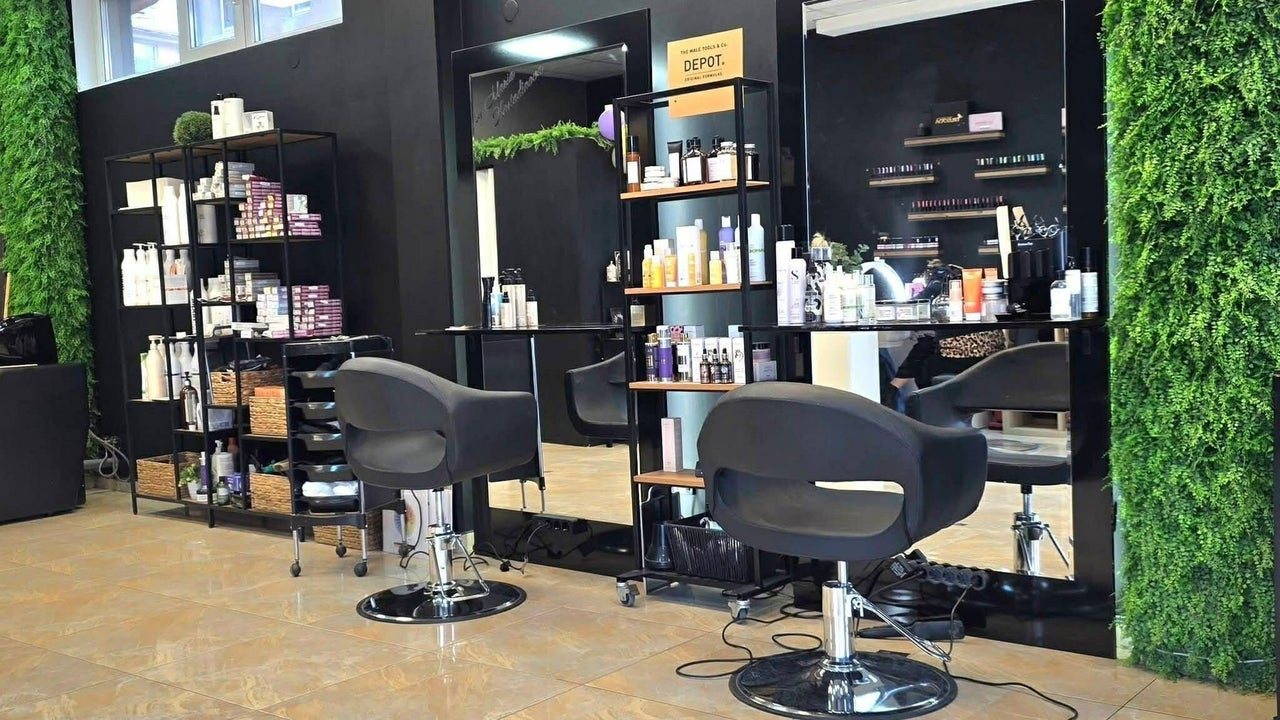 Lubo Color Studio Manastirski Livadi & AnMars София - снимка 1