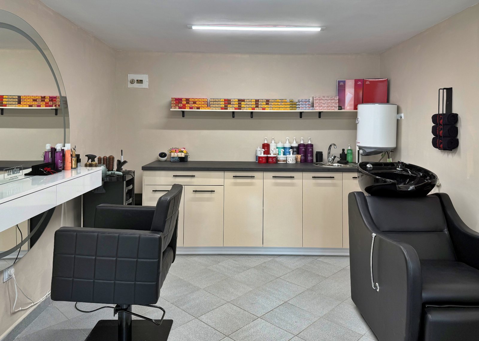 LUMÉRA Beauty Studio - Фризьорски салон Варна