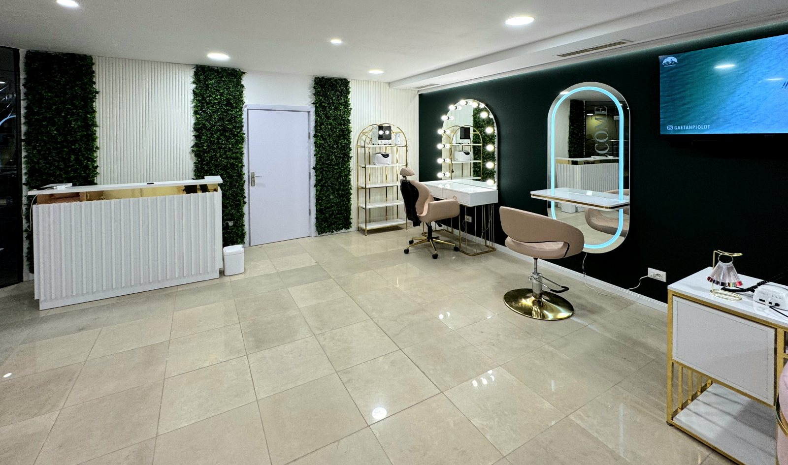 Luxy Beauty Center София - снимка 2
