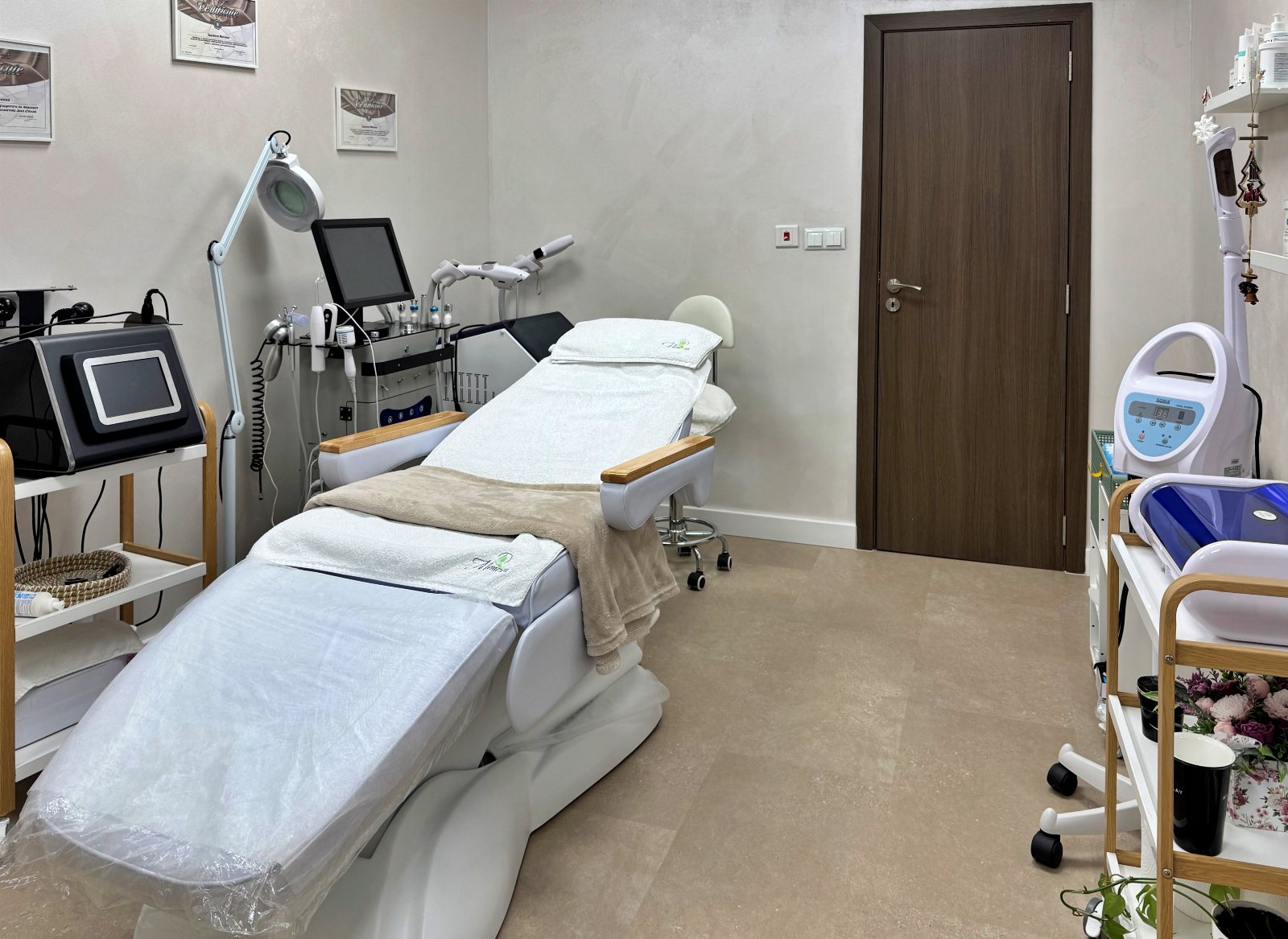 Moneva Cosmetic Studio Русе - снимка 1