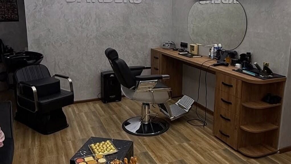 North West Barbers - Барбершоп Плевен