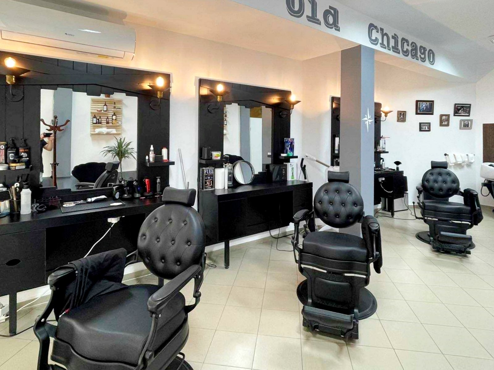 Old Chicago Barbershop Пловдив - снимка 1