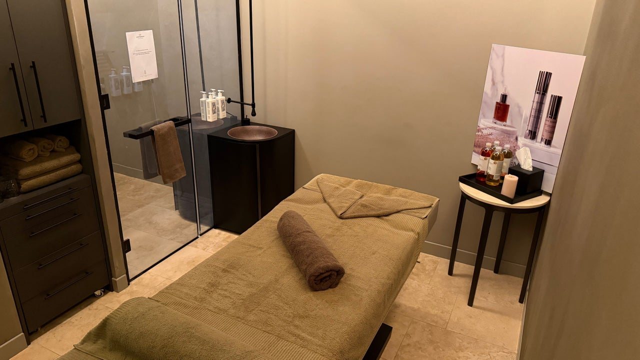Пловдив / Plovdiv Emporium Hotel & Evia Spa Wellness - Салон за красота Пловдив