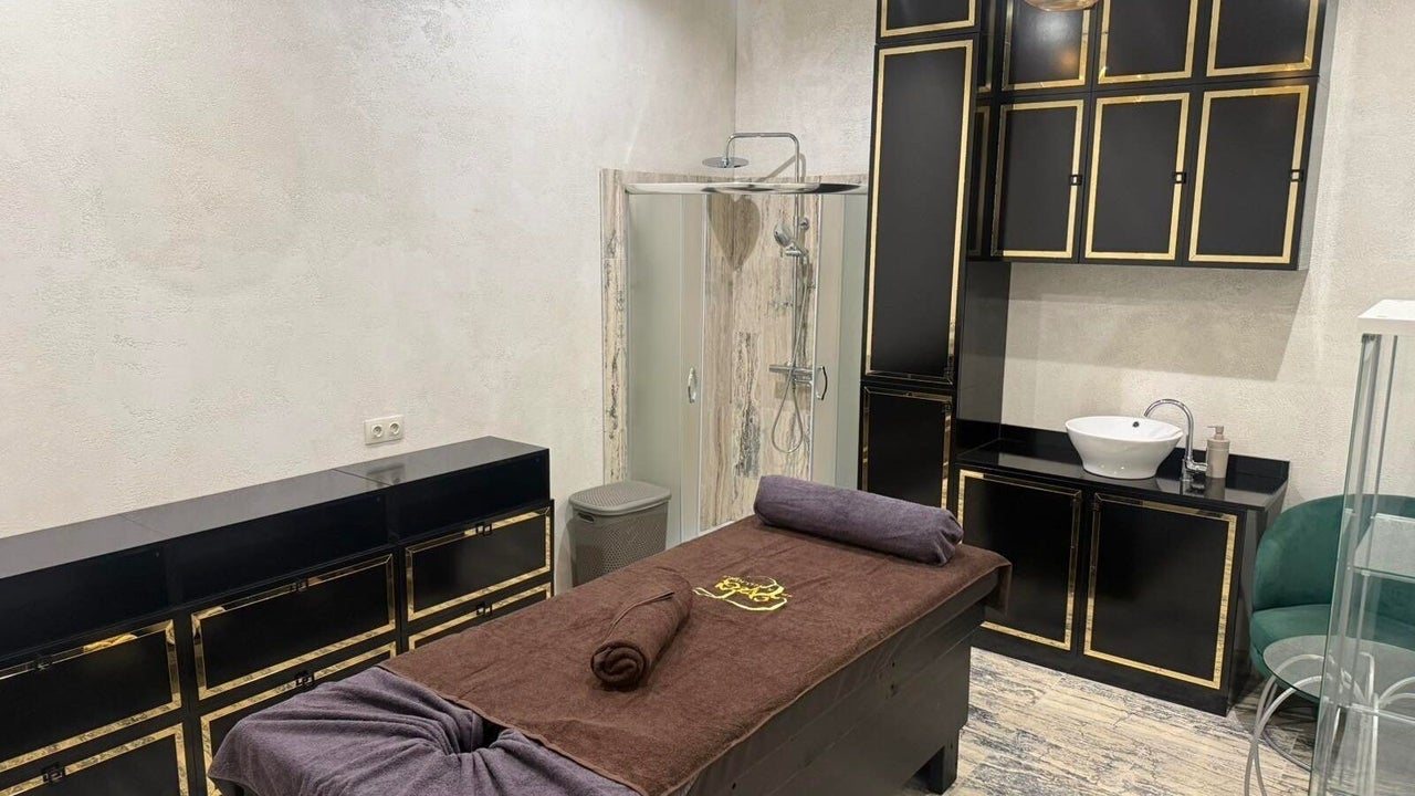 Пловдив / Plovdiv ENIRA & Evia Health & Beauty - Салон за красота Пловдив