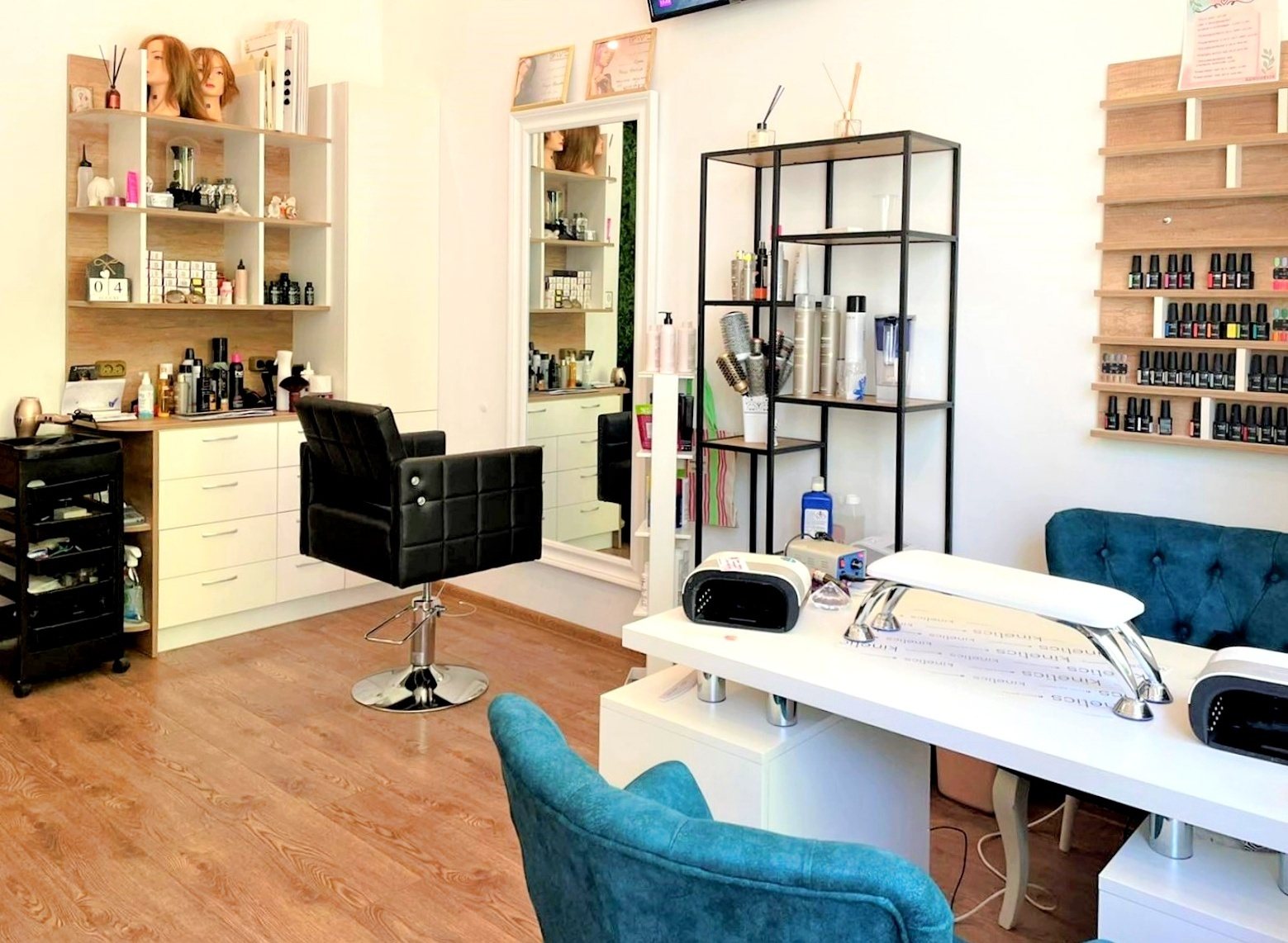 Premium Beauty Salon Бургас - снимка 1