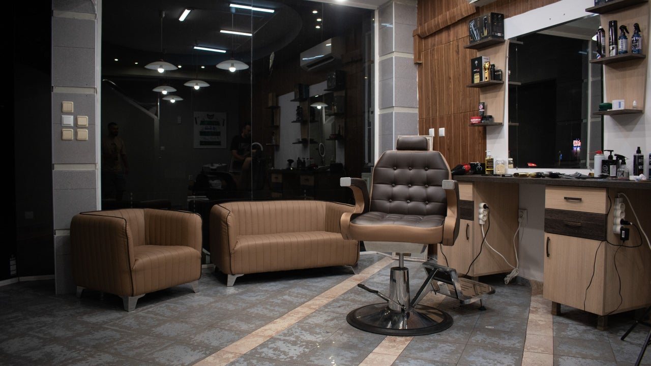 PRIVATE Barbershop - Барбершоп Варна