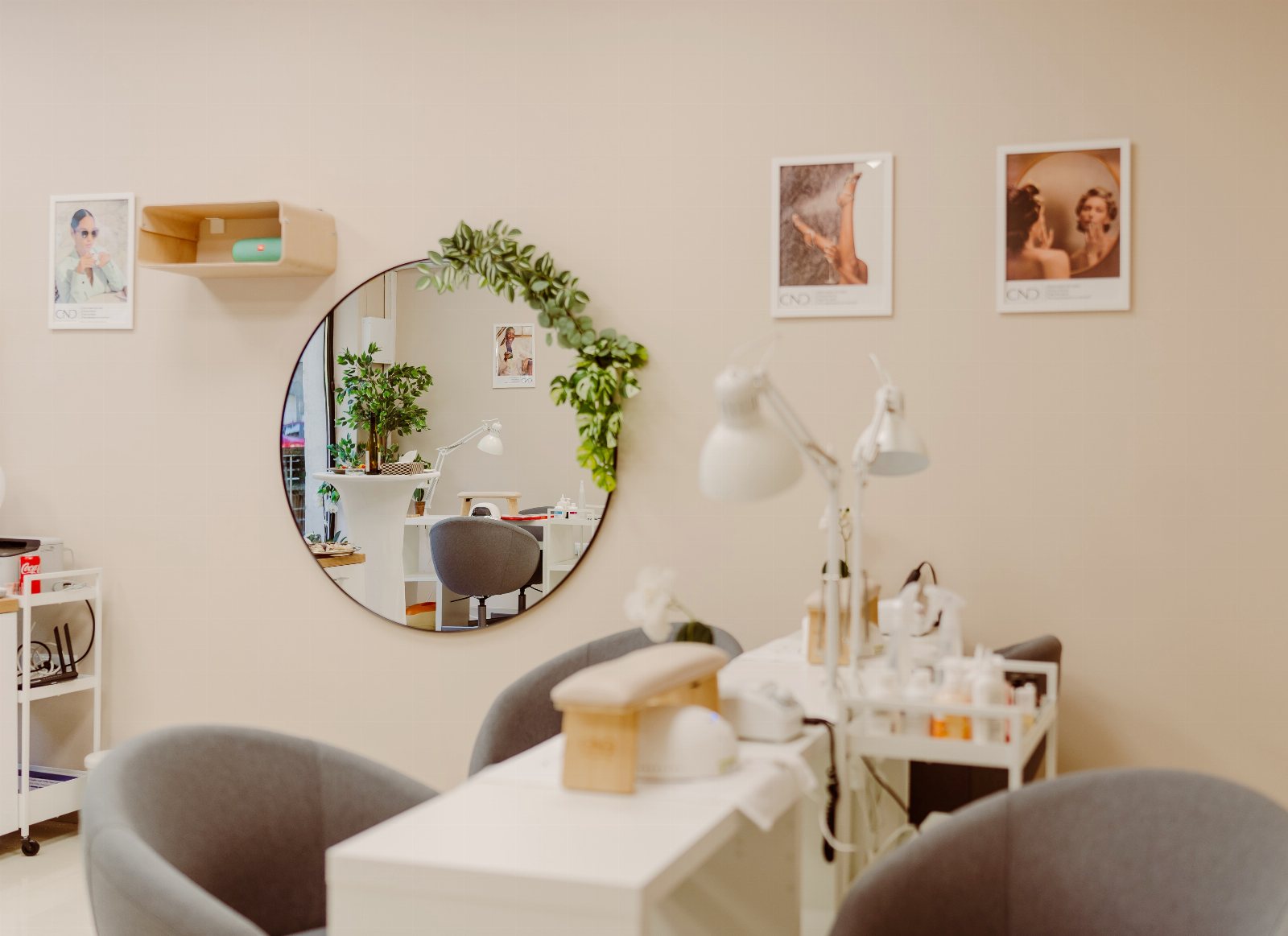 SOHO Nail House Варна - снимка 1