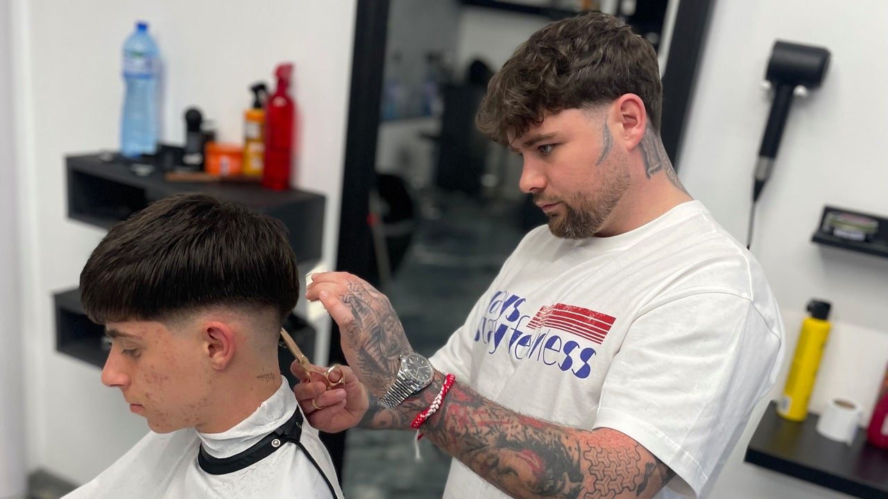 Studio 22 barbershop - Барбершоп Пловдив