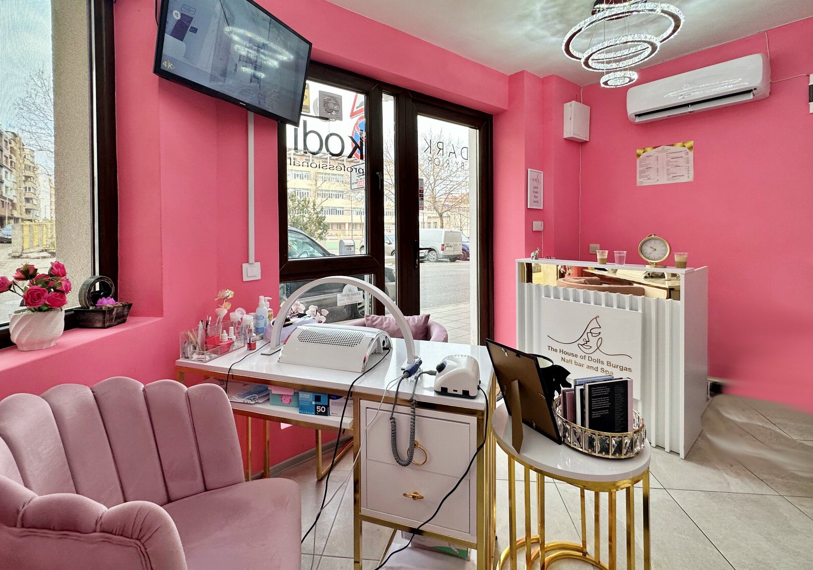The House Of Dolls Burgas Nail Bar & SPA Бургас - снимка 2