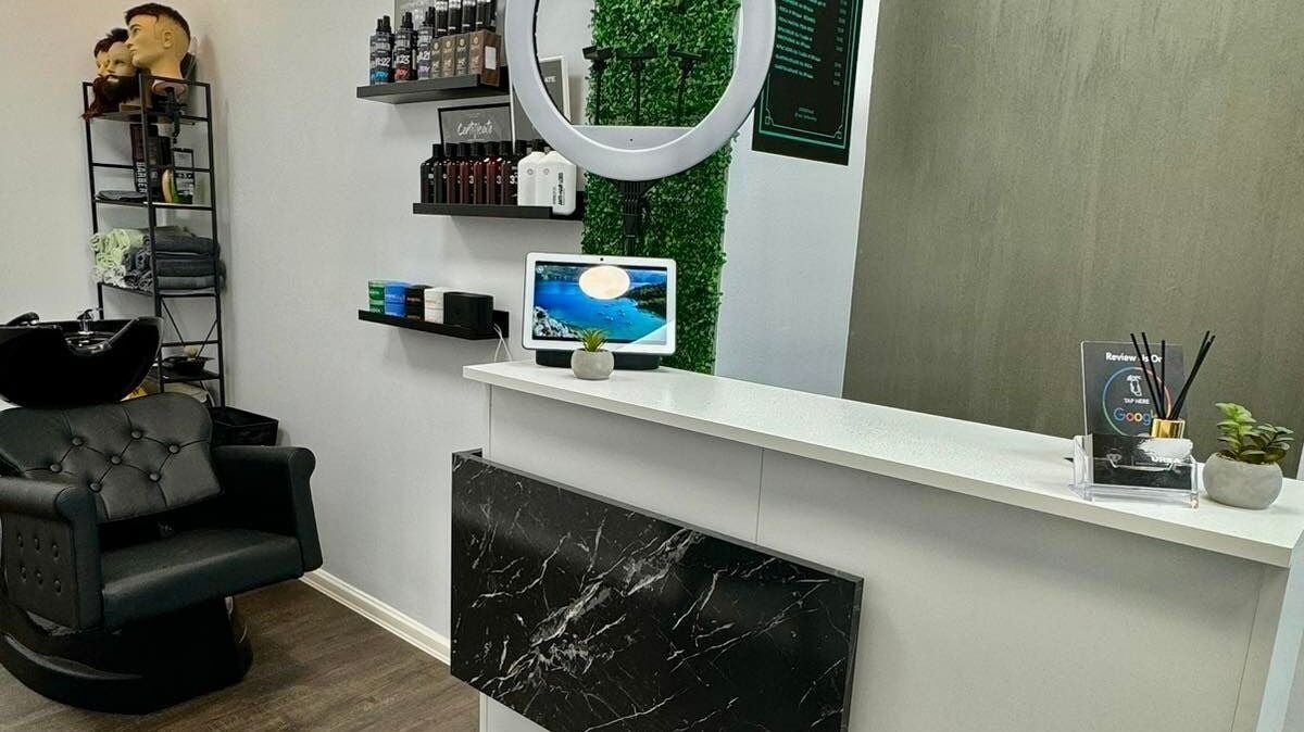 Ursa Barbershop Варна - снимка 2