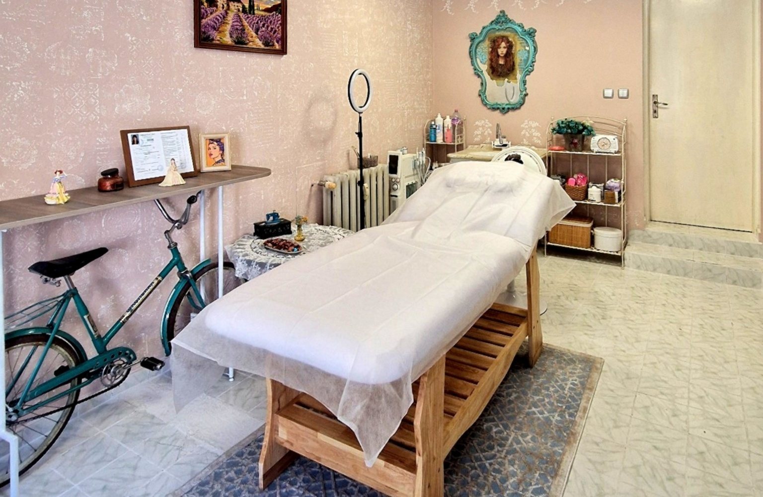 Vintage House Козметично Студио Бургас - снимка 1